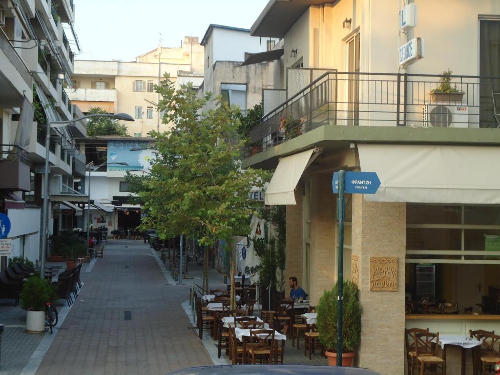 Hotel George Kalamata Ngoại thất bức ảnh