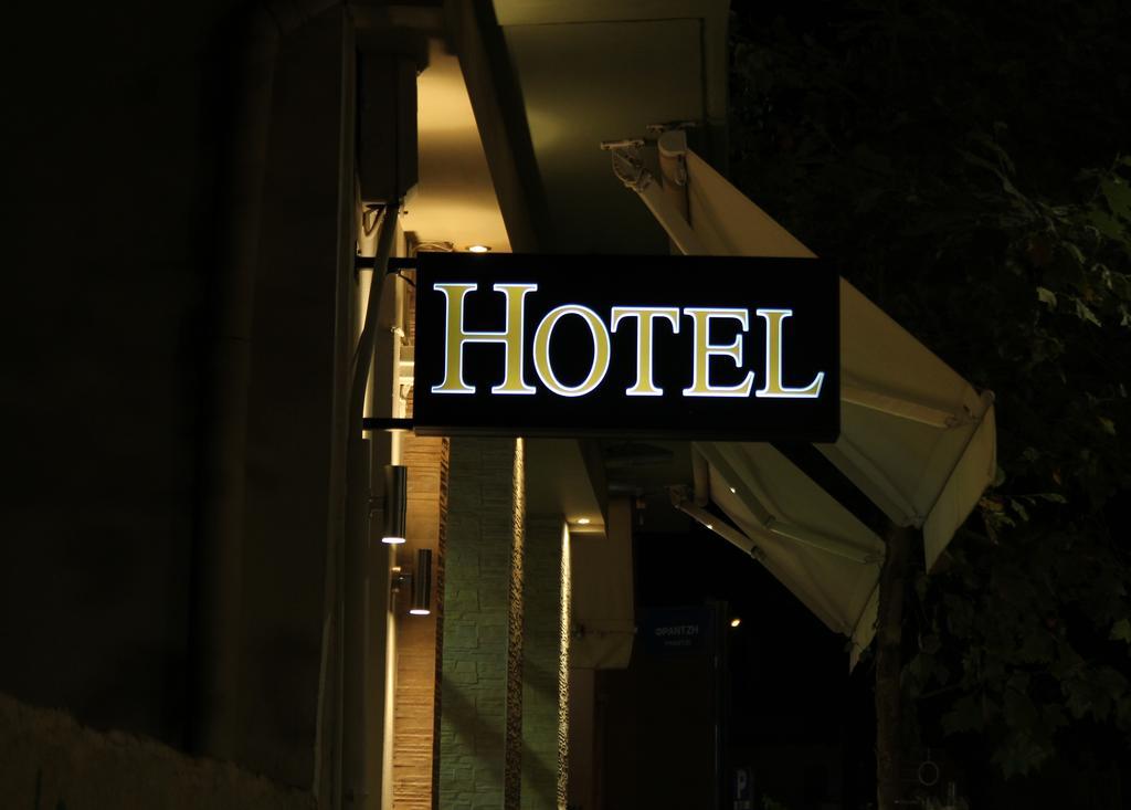 Hotel George Kalamata Ngoại thất bức ảnh